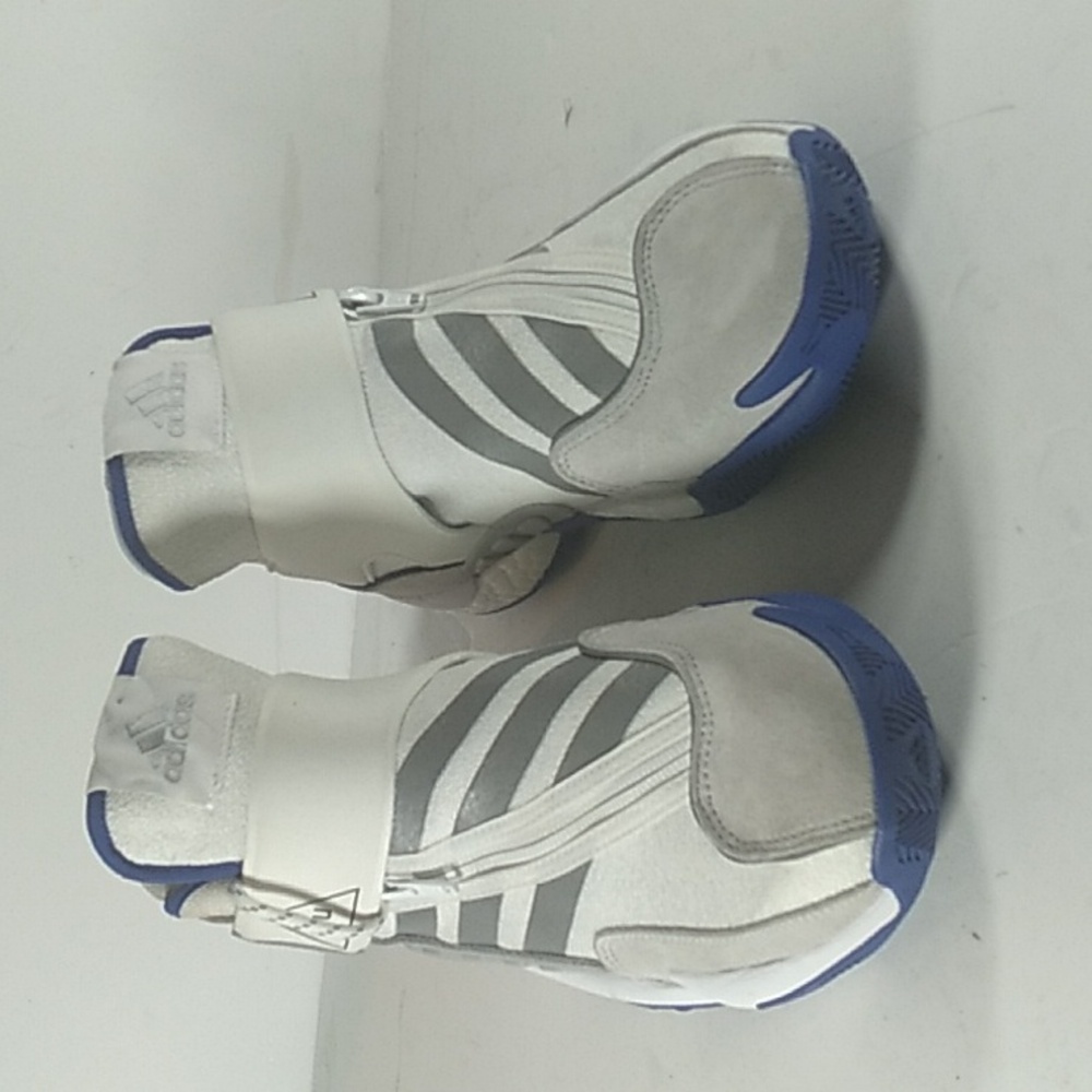 New, Pharrell Williams unisex XPW 0-60 HU...Gray and Blue Size 6.5 Shoes.